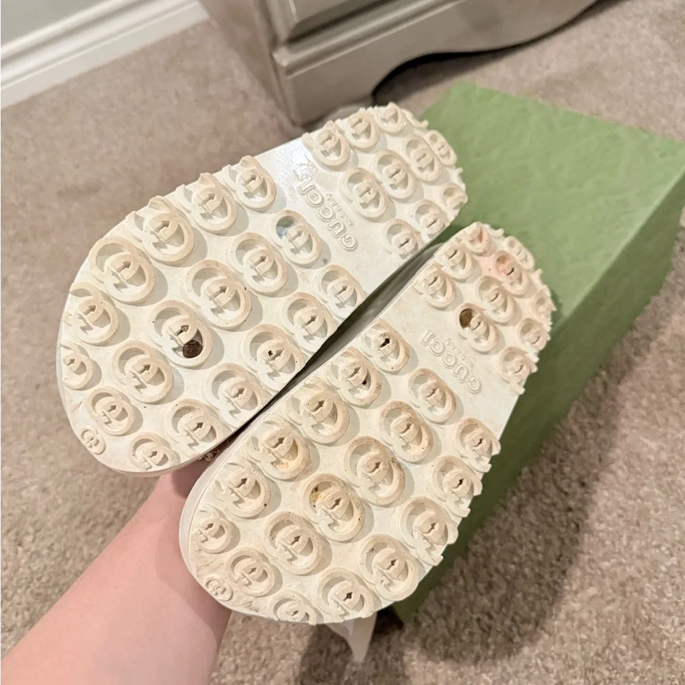 Gucci Cream Embossed Logo Slides - Picture 3 of 4